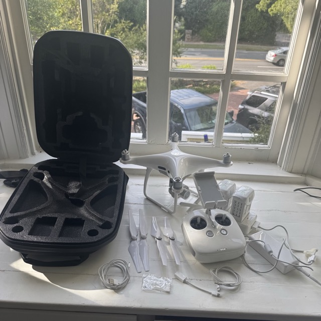 DJI Phantom 4 drone complete kit